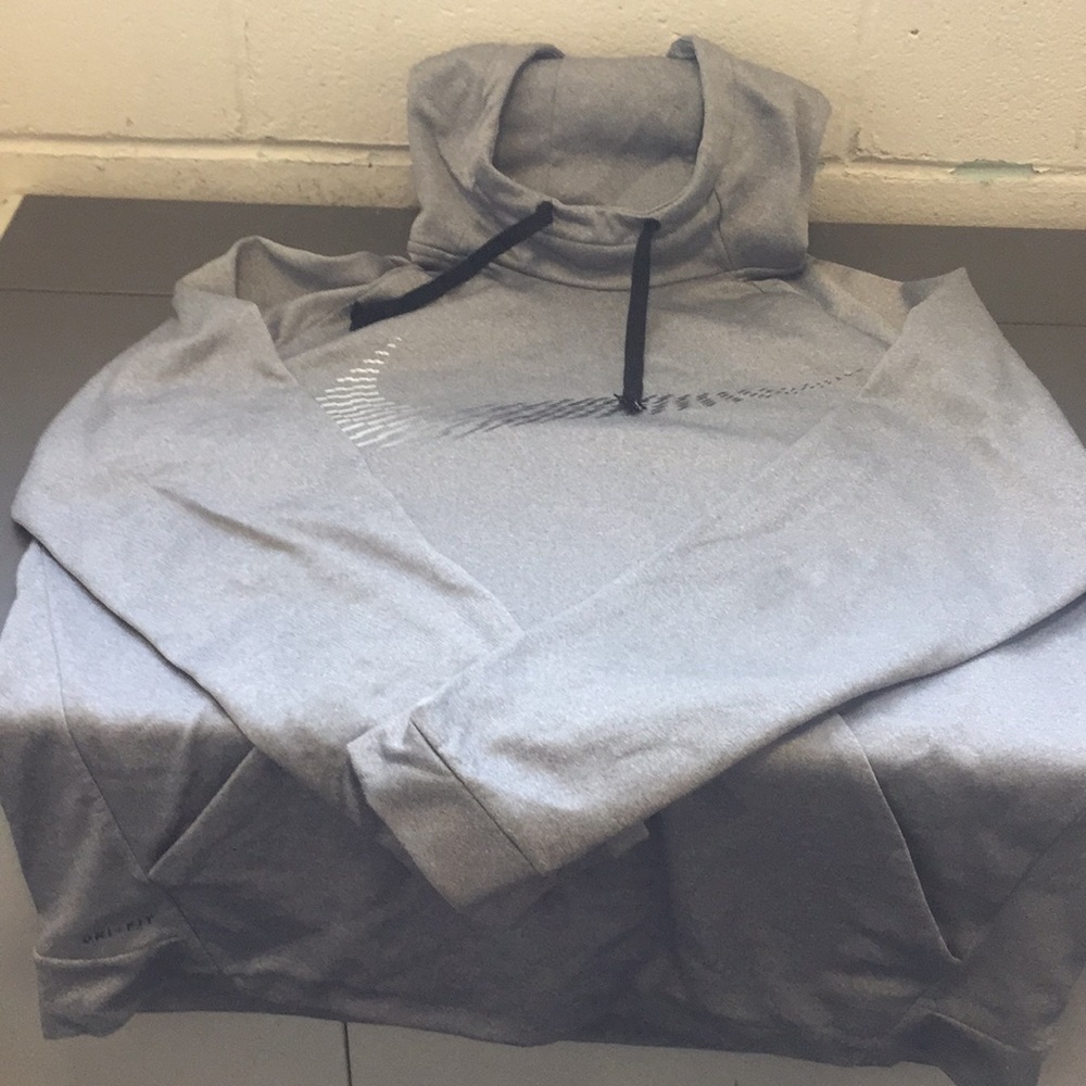 Nike Dri-fit hood sweatshirt